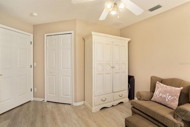 5552 KING JAMES AVENUE, Leesburg, FL 34748