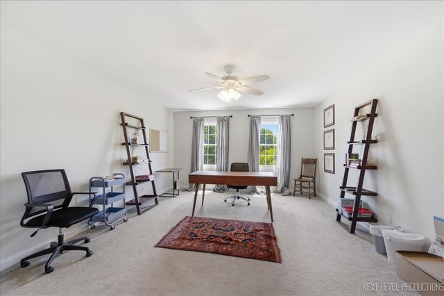 39W842 Louisa May Alcott Lane, St. Charles, IL 60175