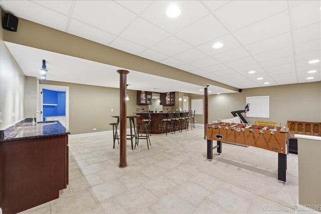 39W842 Louisa May Alcott Lane, St. Charles, IL 60175