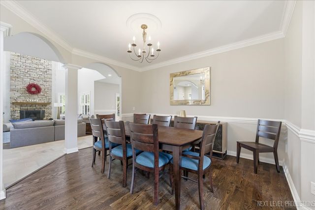 39W842 Louisa May Alcott Lane, St. Charles, IL 60175