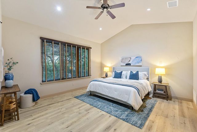 8916 Villa Norte DR, Austin, TX 78726