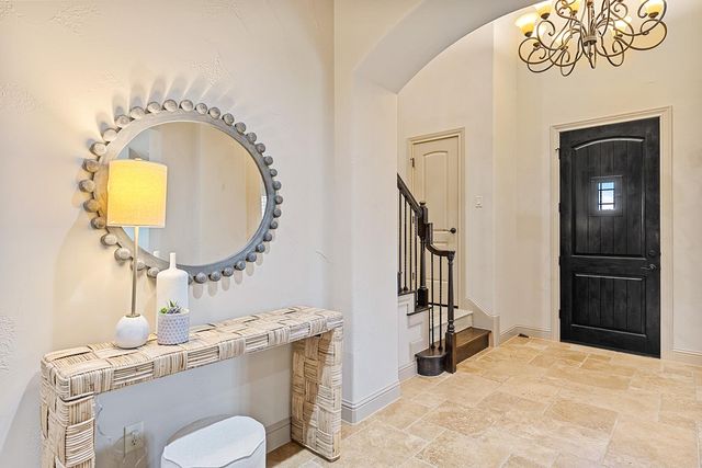 8916 Villa Norte DR, Austin, TX 78726