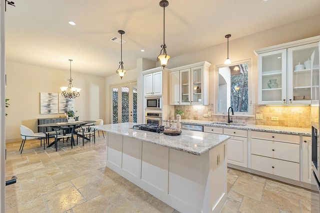 8916 Villa Norte DR, Austin, TX 78726