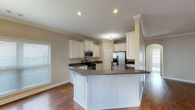 205 Paul Revere Run, Dothan, AL 36305