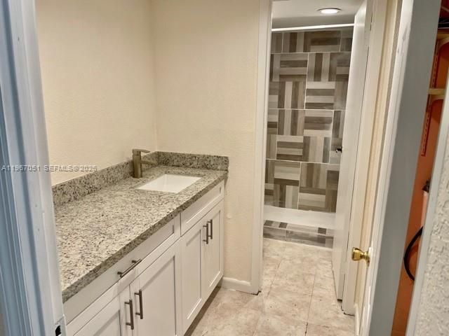 1754 NW 55th Ave 102, Lauderhill, FL 33313