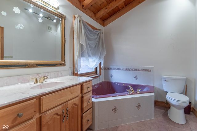 1300 S Shore Drive, Martinsville, IN 46151