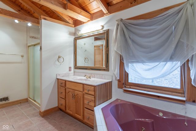 1300 S Shore Drive, Martinsville, IN 46151