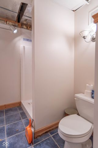 1300 S Shore Drive, Martinsville, IN 46151