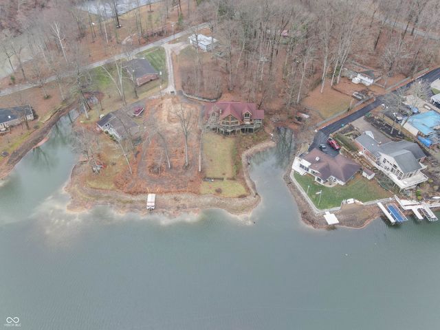 1300 S Shore Drive, Martinsville, IN 46151