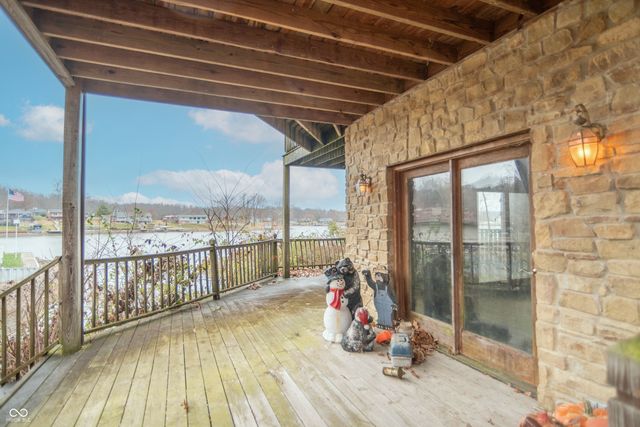 1300 S Shore Drive, Martinsville, IN 46151