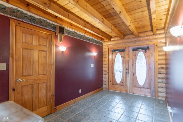 1300 S Shore Drive, Martinsville, IN 46151