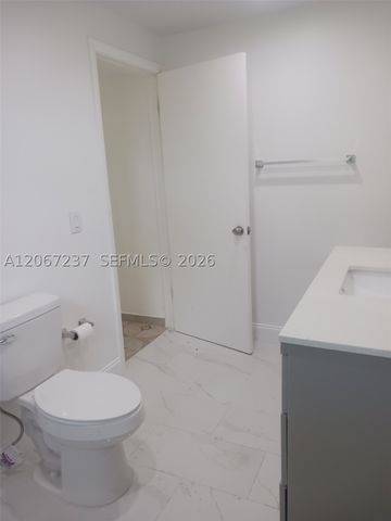 170 E 46th St 2, Hialeah, FL 33013