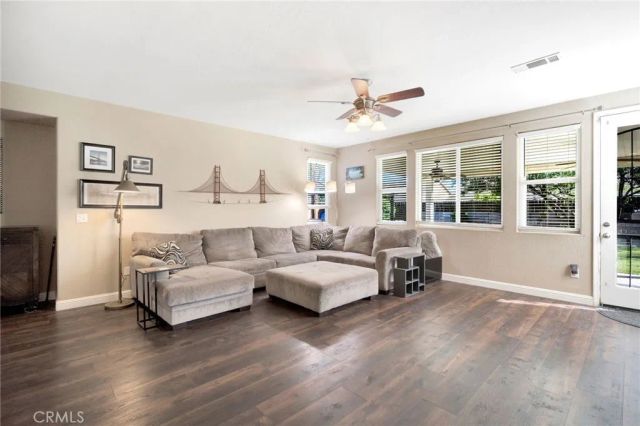 6367 E Dayton Avenue, Fresno, CA 93727