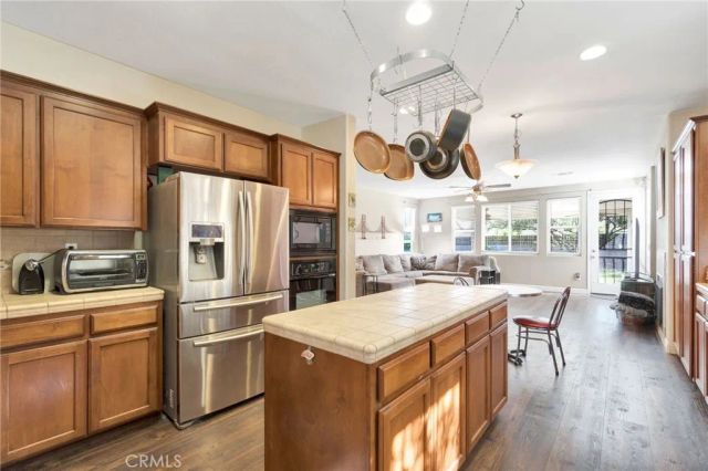 6367 E Dayton Avenue, Fresno, CA 93727