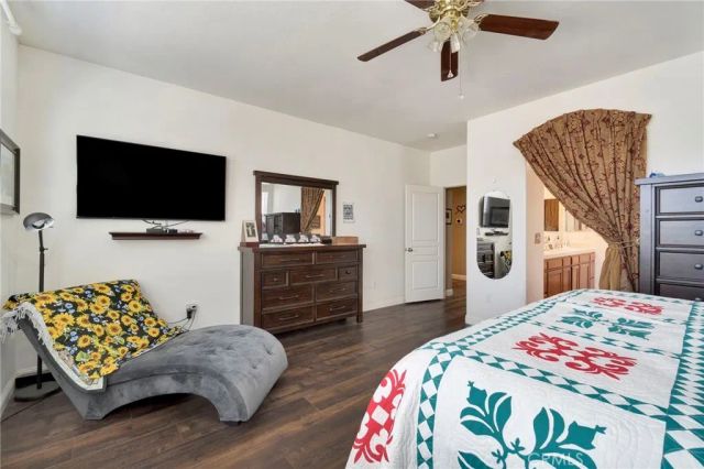 6367 E Dayton Avenue, Fresno, CA 93727