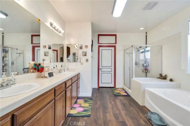 6367 E Dayton Avenue, Fresno, CA 93727