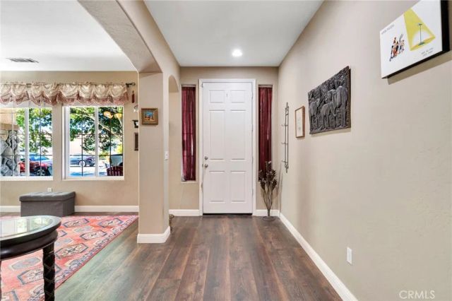 6367 E Dayton Avenue, Fresno, CA 93727