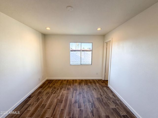 3339 W COUNTRY GABLES Drive, Phoenix, AZ 85053