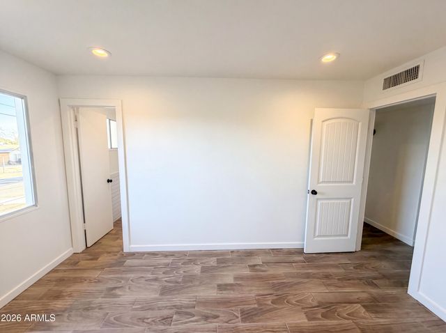 3339 W COUNTRY GABLES Drive, Phoenix, AZ 85053