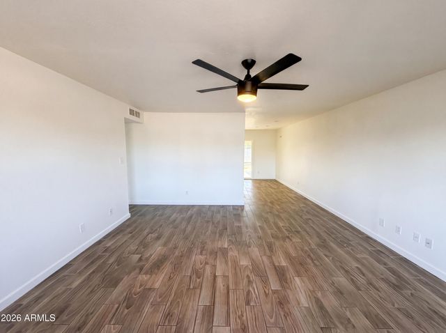 3339 W COUNTRY GABLES Drive, Phoenix, AZ 85053