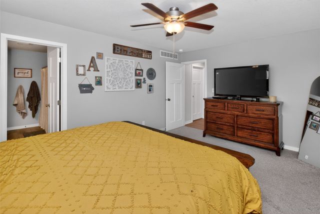 213 NE Adams Avenue, Elkhart, IA 50073