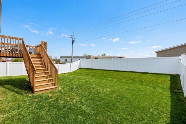213 NE Adams Avenue, Elkhart, IA 50073