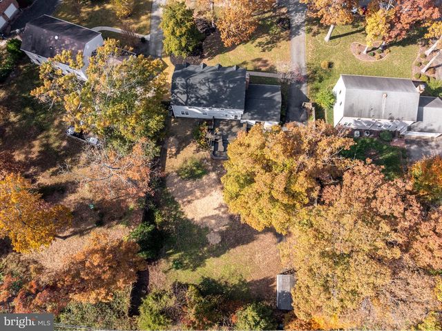 1771 ROBINDALE RD, North Chesterfield, VA 23224