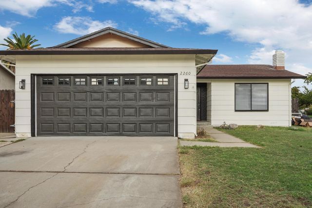 2260 S Ham Ln, Lodi, CA 95242