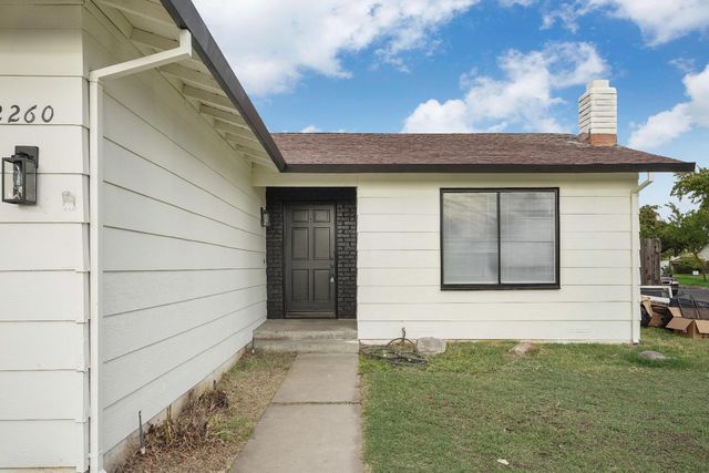 2260 S Ham Ln, Lodi, CA 95242