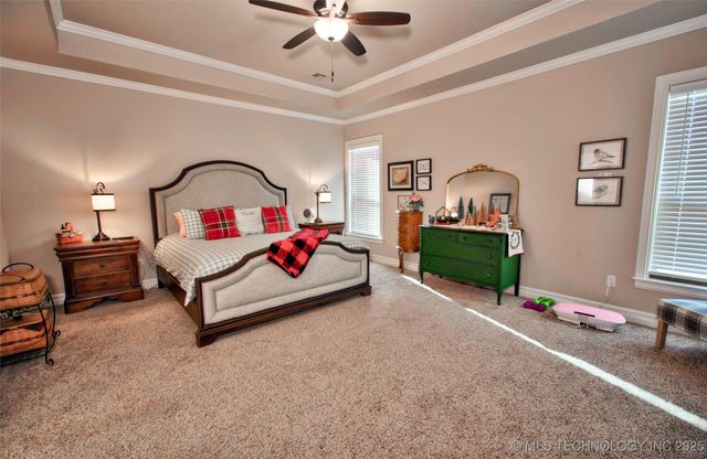 3205 W Van Buren Court S, Broken Arrow, OK 74011