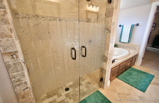 3205 W Van Buren Court S, Broken Arrow, OK 74011