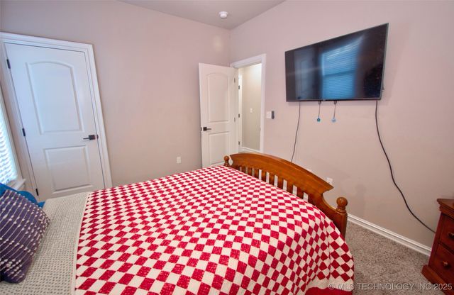 3205 W Van Buren Court S, Broken Arrow, OK 74011