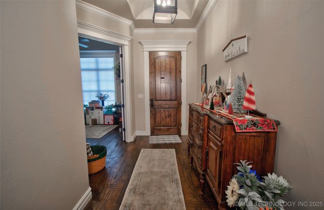 3205 W Van Buren Court S, Broken Arrow, OK 74011