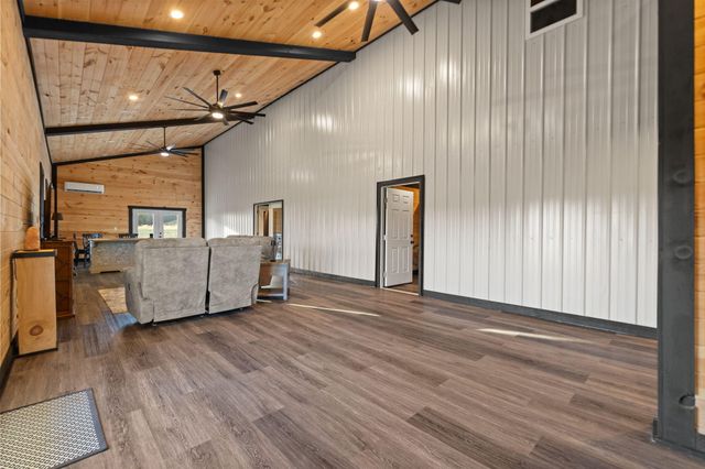 1114 Matt Baker Road, London, KY 40744