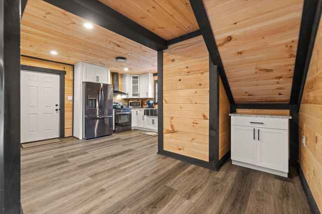 1114 Matt Baker Road, London, KY 40744