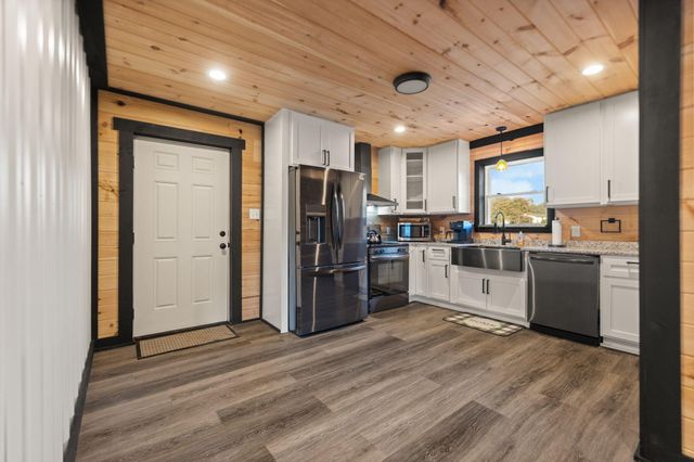 1114 Matt Baker Road, London, KY 40744