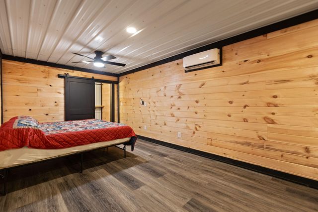 1114 Matt Baker Road, London, KY 40744