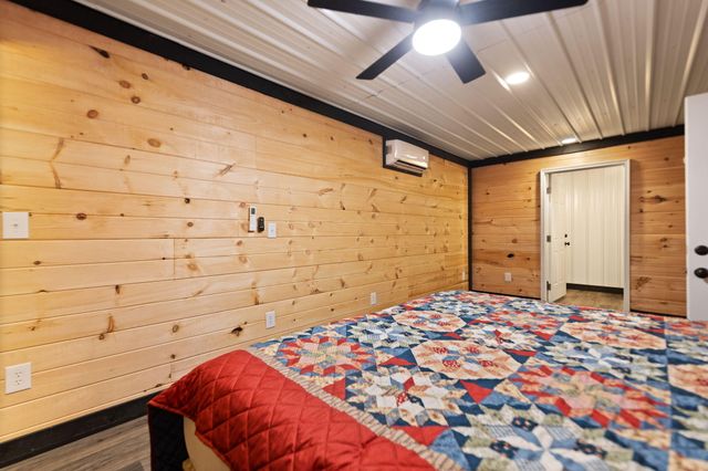 1114 Matt Baker Road, London, KY 40744