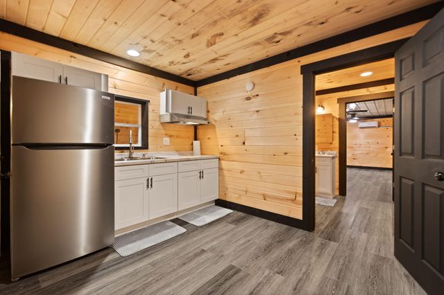 1114 Matt Baker Road, London, KY 40744