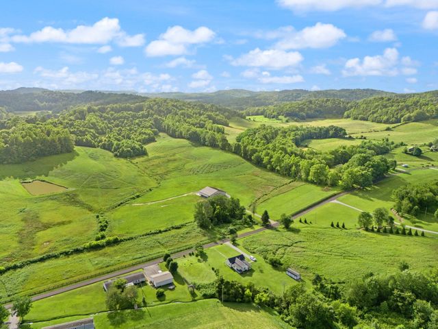 1114 Matt Baker Road, London, KY 40744