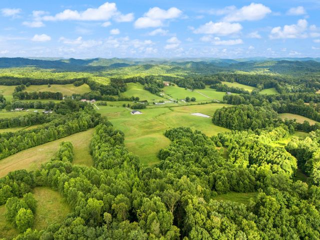 1114 Matt Baker Road, London, KY 40744