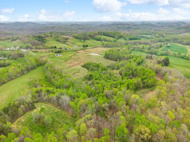 1114 Matt Baker Road, London, KY 40744