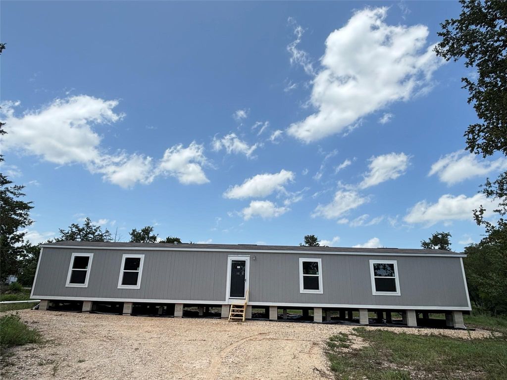 277 Elm Forest LOOP #B, Cedar Creek, TX 78612