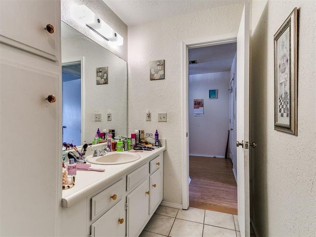 8105 NW 23rd Street, Oklahoma City, OK 73127