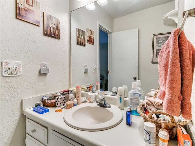 8105 NW 23rd Street, Oklahoma City, OK 73127