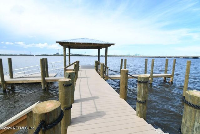 3641 WELLS LANDING Court, Jacksonville, FL 32277