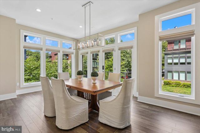 5352 MERRIAM ST, Bethesda, MD 20814