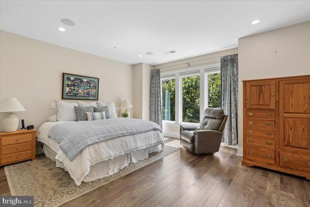 5352 MERRIAM ST, Bethesda, MD 20814
