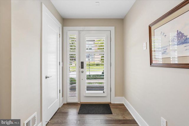 5352 MERRIAM ST, Bethesda, MD 20814