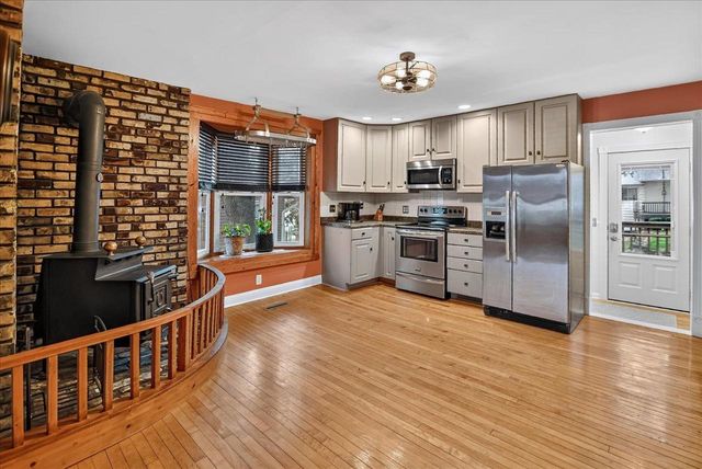 118 Washington Street, Deforest, WI 53532
